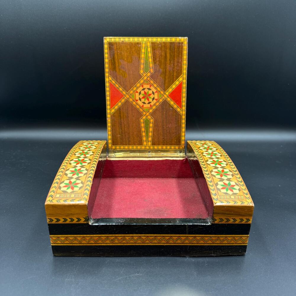 Vintage Marquetry Wood Inlay Jewelry Trinket Box